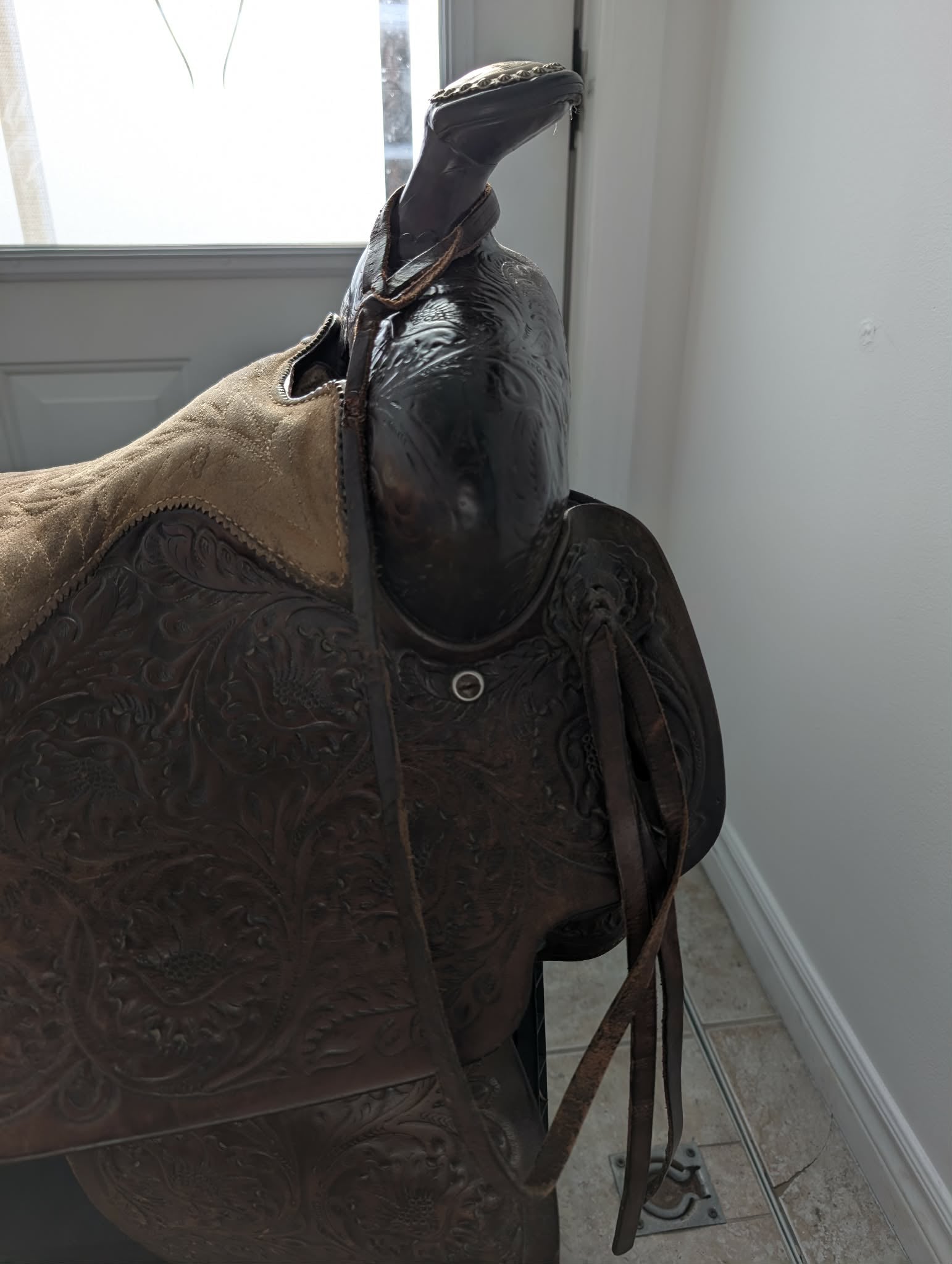 Selle western (1) - 7 pouces d'arçon