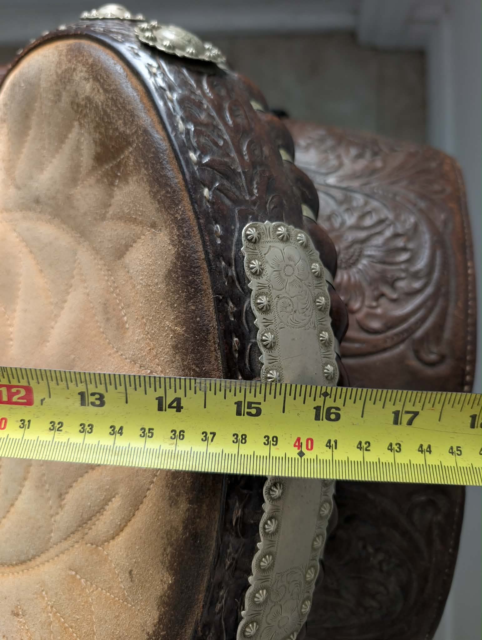 Selle western (1) - 7 pouces d'arçon