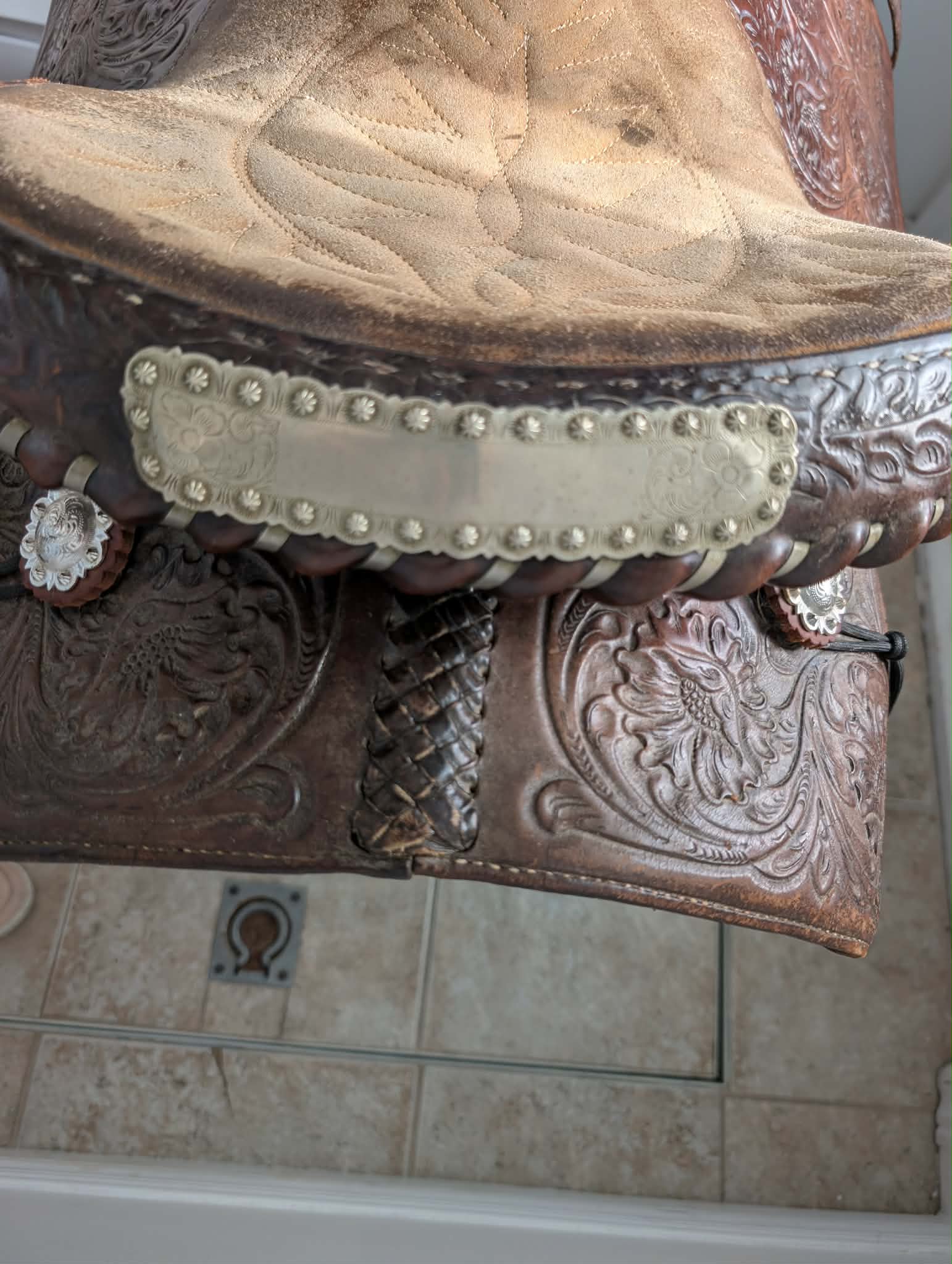 Selle western (1) - 7 pouces d'arçon