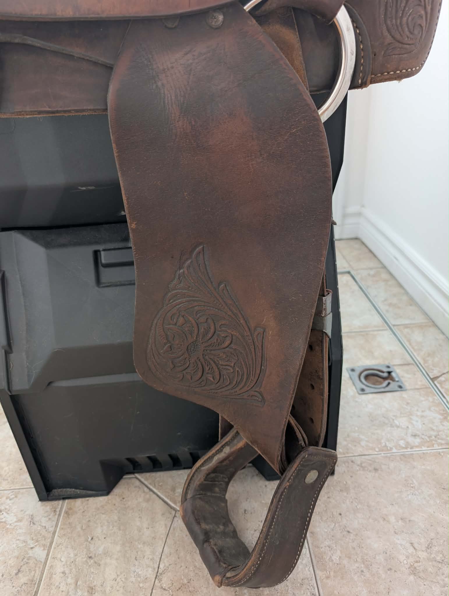 Selle western (3) - 6 1/2 pouces d'arçon